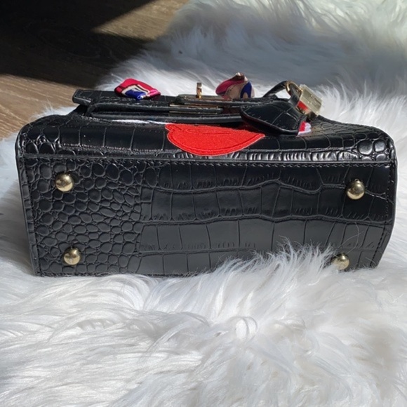 House of Hello HK Black Croc Big Eyes Kelly Style Tote Crossbody Bag Purse - Picture 4 of 16